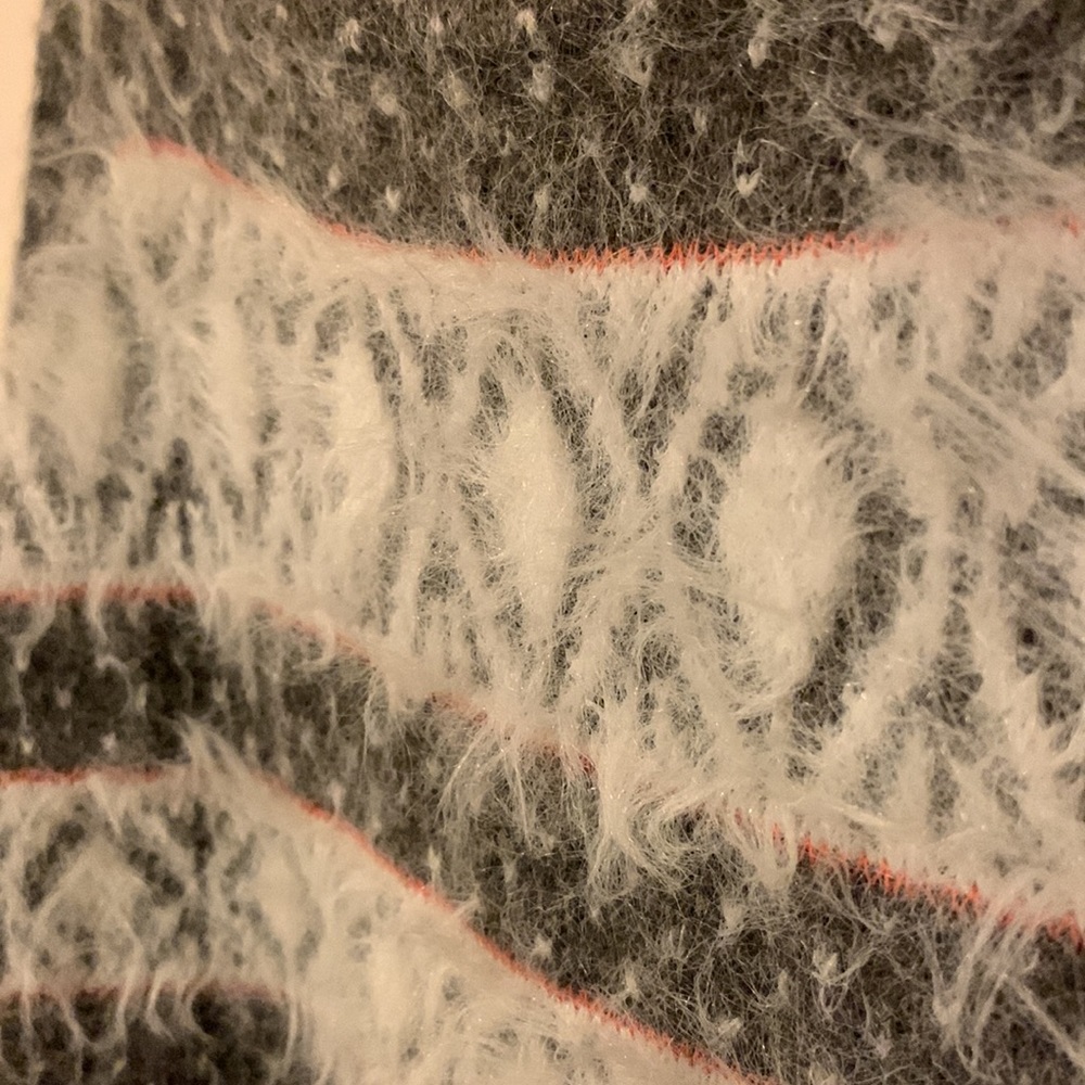 Anthropologie fuzzy sweater - Picture 2 of 8